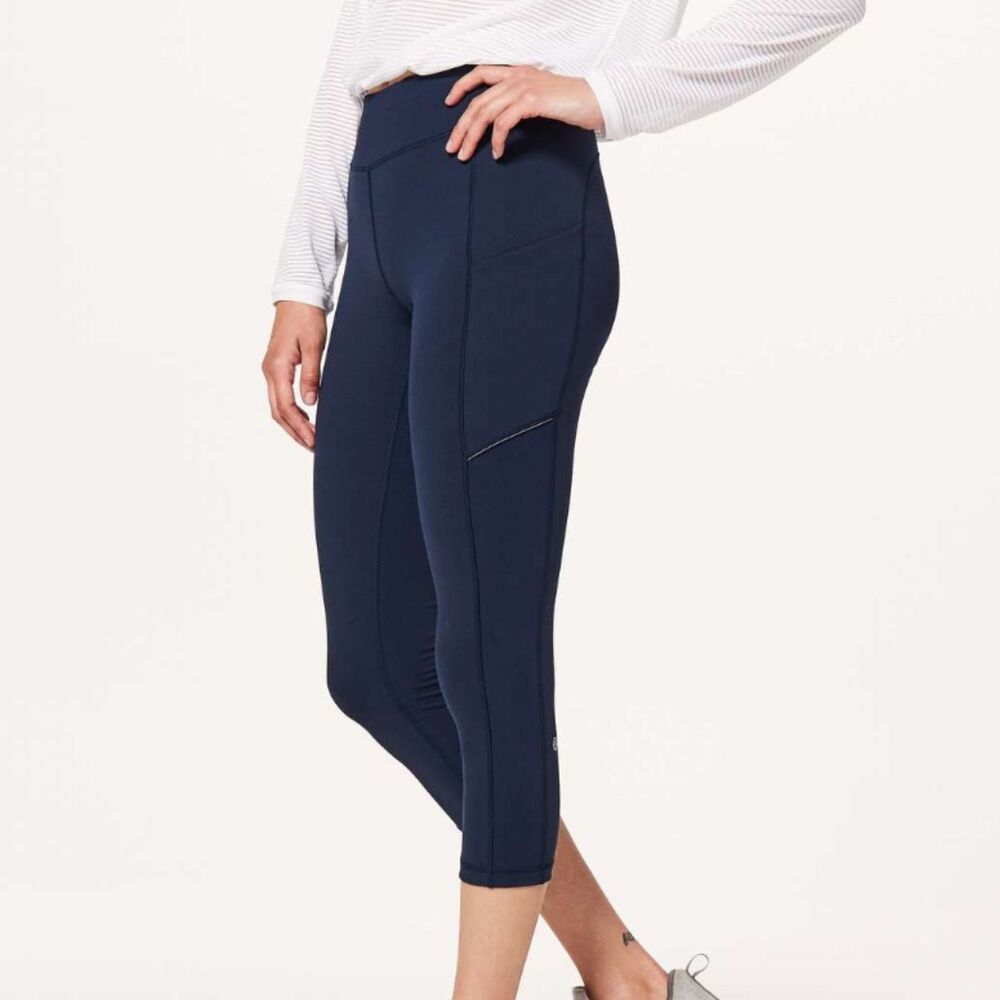 Women Lululemon Speed Up Crop Leggings High Rise 21" True Navy Size 2 Activewear
